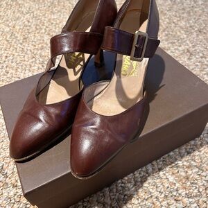 Ferragamo Brown Leather Women's Kitten Heels